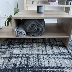 Coffee Table / Mesa De Centro 