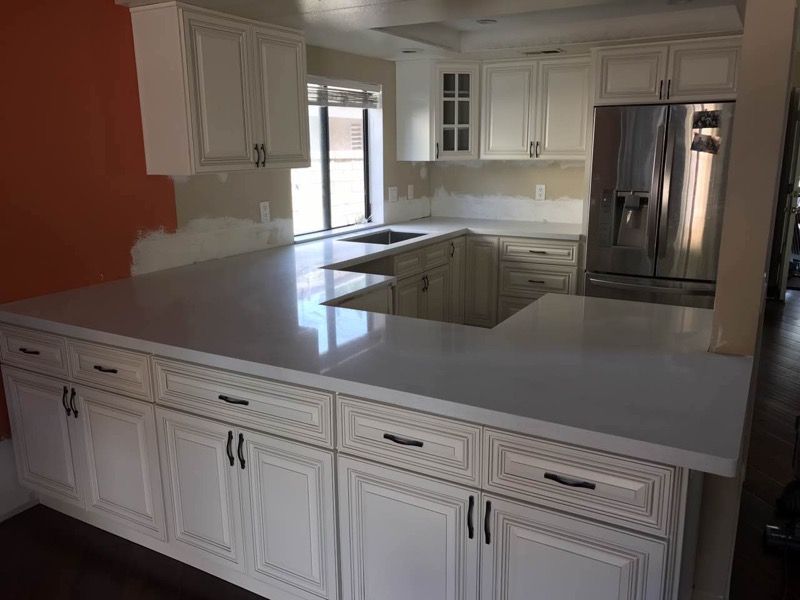 Kitchen Solid Wood Cabinetry Quartz Counter Tops Warehouse