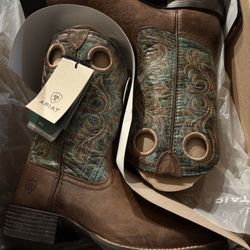 ARIAT BOOTS 