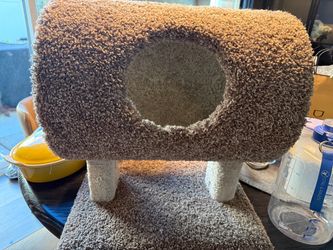 Cat Tree Condo with Hideaway Pod