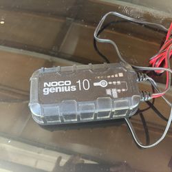 Battery Trickle Charger 