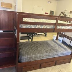BUNK BEDS 