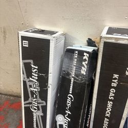 Lexus GS350 Front And Rear Strut/shocks
