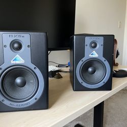 M-Audio BX5a Studio Monitors (Mk1) – Great Condition, Classic Sound
