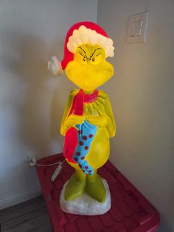 Grinch christmas decorations