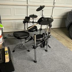 Electric Drum Set