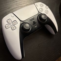 ps5 controller brand new no damages shoot an offer if too high