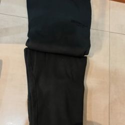 Essential Black Pants 