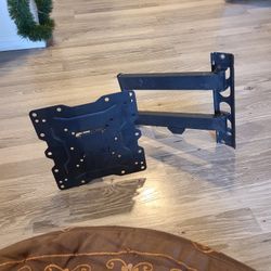 Free TV Mount