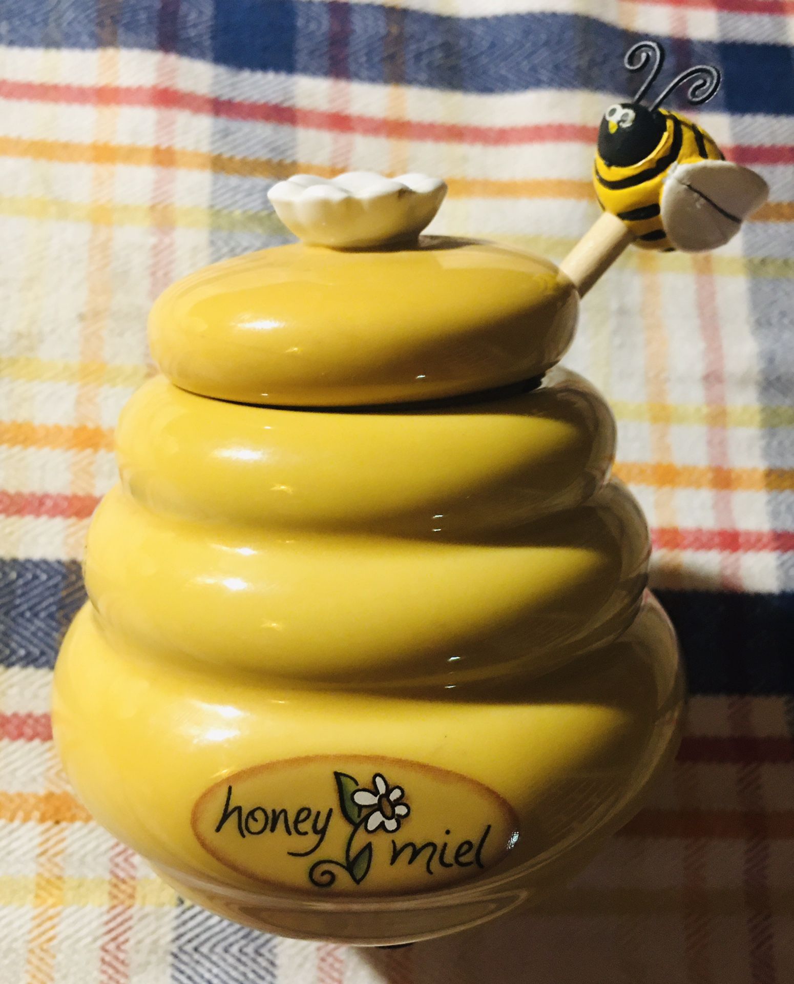 Dishware