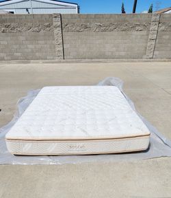 Saatva Memory Foam Hybrid Cal King Mattress