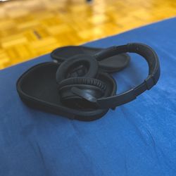 Bose Quiet Comfort Bluetooth Headphones