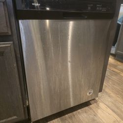 Whirlpool Dishwasher 