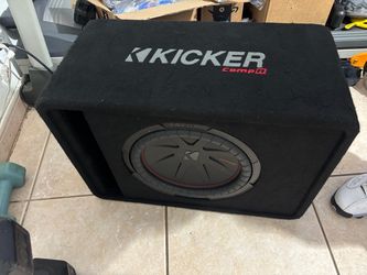 Kicker CompR 12” Subwoofer + Caja — 2 Ohm