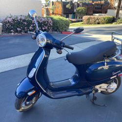 2009 Vespa LX