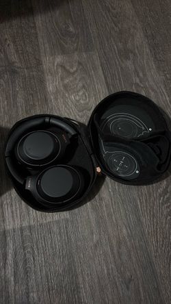 Sony WH-1000XM Wireless Headphones with Case