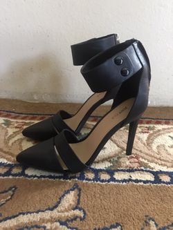 Brand new Black heels!! Just fab: brand! Size 7-8!