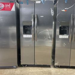 Frigidaire 33inch Side By Side Refrigerator