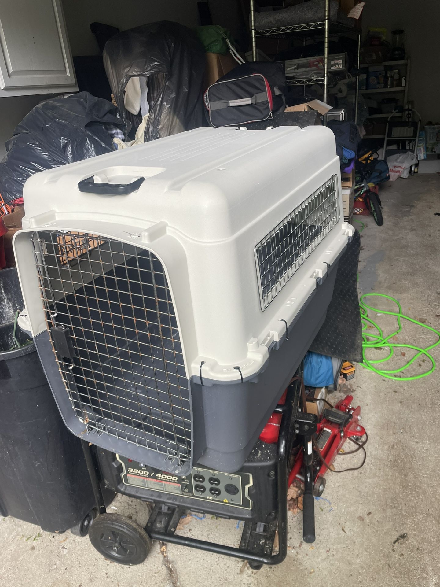 Airline Approved Dog Kennel, X-large