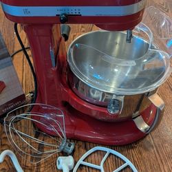KitchenAid Mixer PROFESSIONAL 600™

SERIES

6-QUART (5.7 L)
