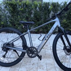Electric mountain Bike TREK Dual Sport 