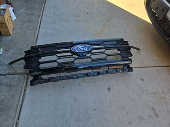 Ford expedition grill
