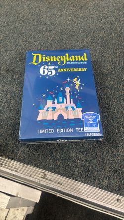Disneyland Resort 65th Anniversary Limited Edition T-Shirt Size Large