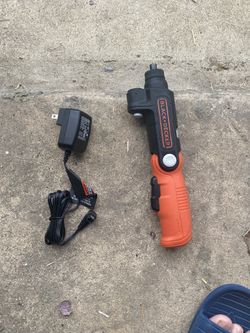 BLACK+DECKER 4V MAX Cordless Screwdriver w/ LED (BDCSFL20C) With Charger 