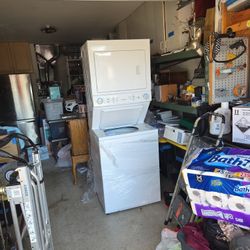 Washer And Dryer Combo. 