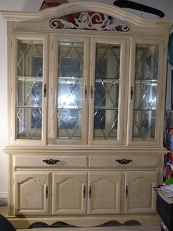 Cream Wood China Cabinet Hutch