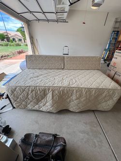 Trundle Bed - twin mattresses-FREE