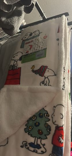 snoppy christmas blanket