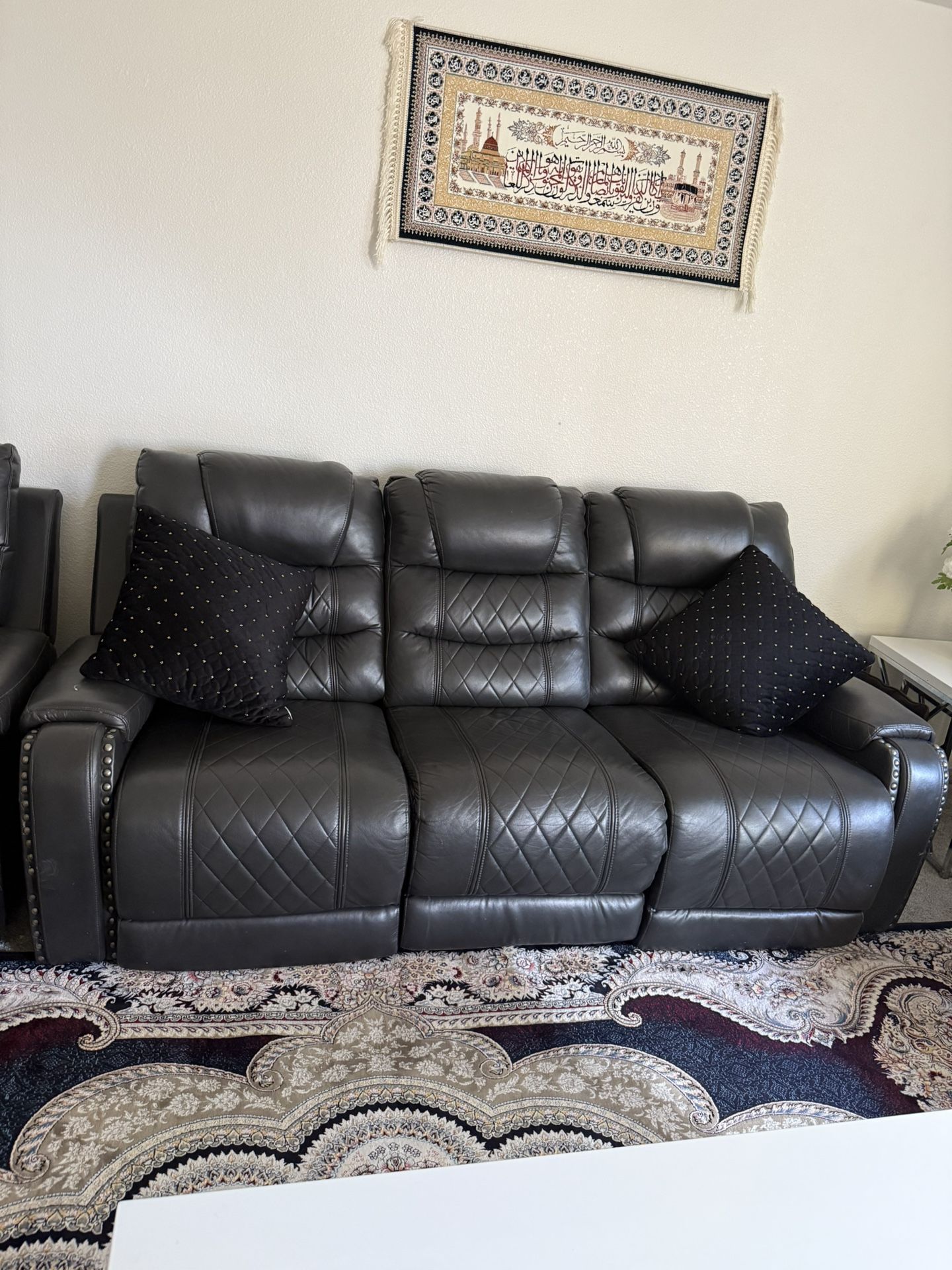 Decliner Black Sofa, Full Seat, Three Piece
