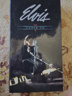 Elvis 'Close Up'