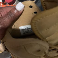 Nike Wheat 