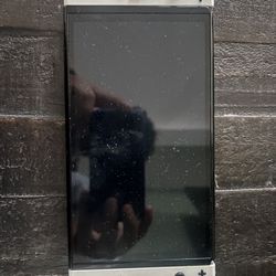 Nintendo Switch + 3 Games 