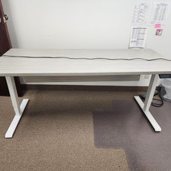 FRIANT Electrical Adjustable Desk