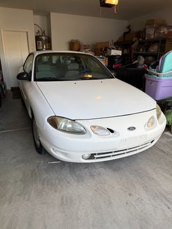 1998 Ford Escort