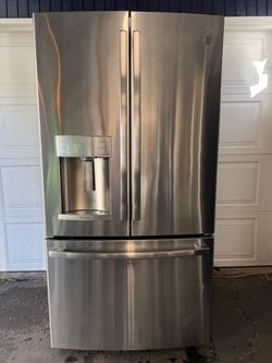 GE PROFILE Refrigerator w/ Hot Water