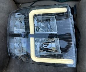 07-13 Chevy Silverado Black Clear Reflector Dual LED Strip Headlights