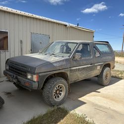 1988 Nissan Pathfinder