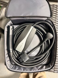 Tesla Mobile charger