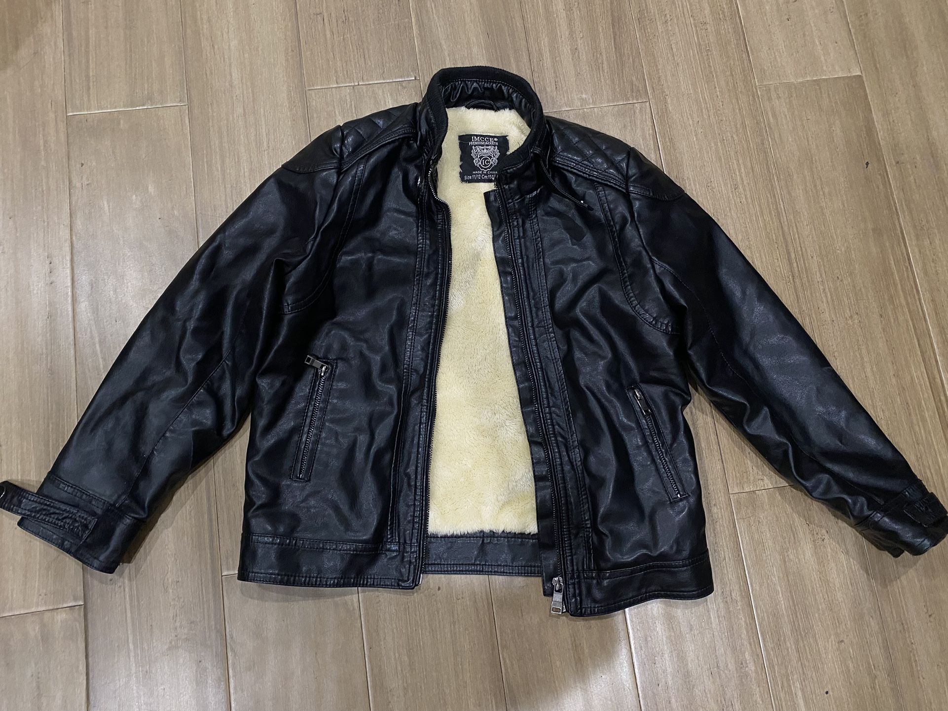 Leather Jacket with fur