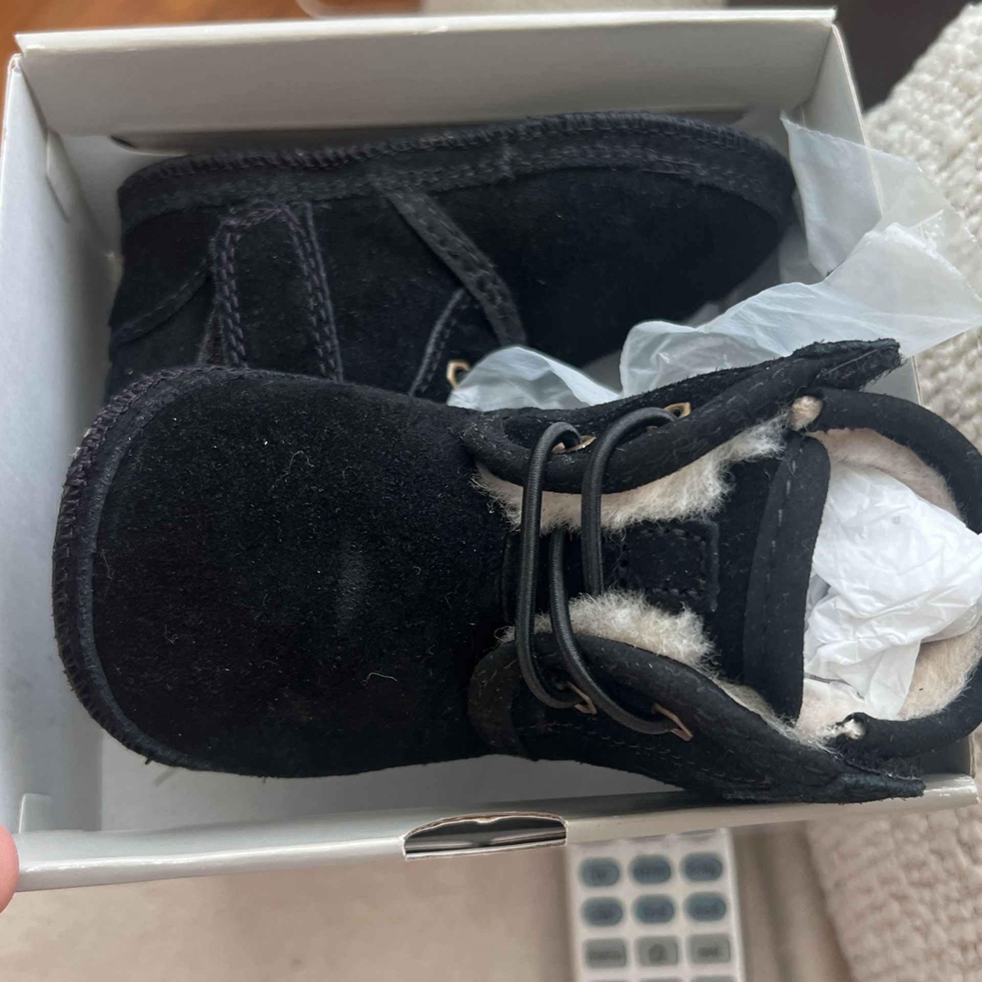 Ugg Baby 04/05 New