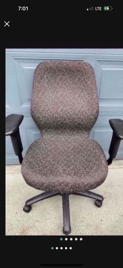 Rolling Fabric Office Chair