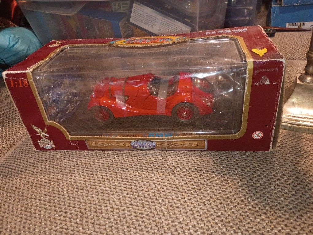 World Legends BMW Collection Diecast Metal 1940 BMW 328