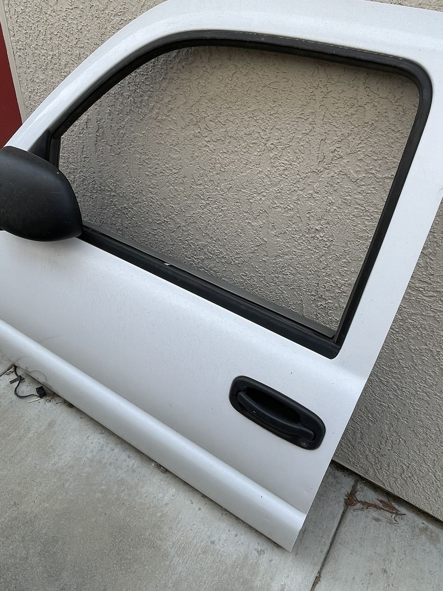 99-07 Gmc Sierra Or Chevy Silverado Door 
