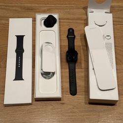 Apple Watch Series 8