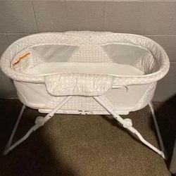 Bassinet 