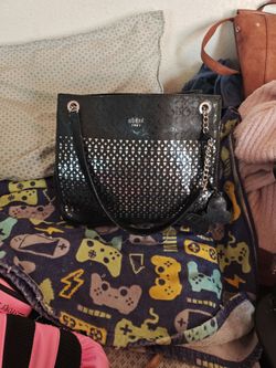 Bolsa negra de mujer